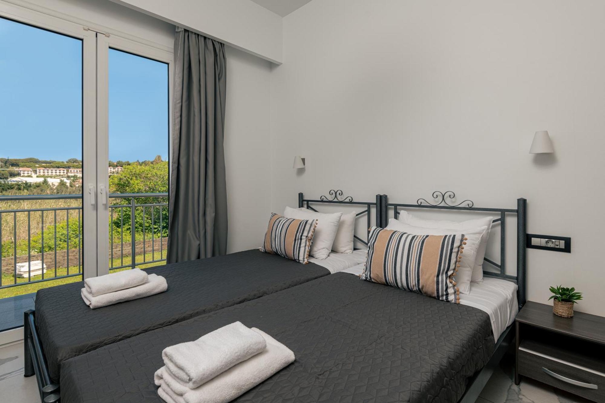 Katsaros Luxury Apts II 5 Min Walk To Beach Tsilivi  Exteriör bild