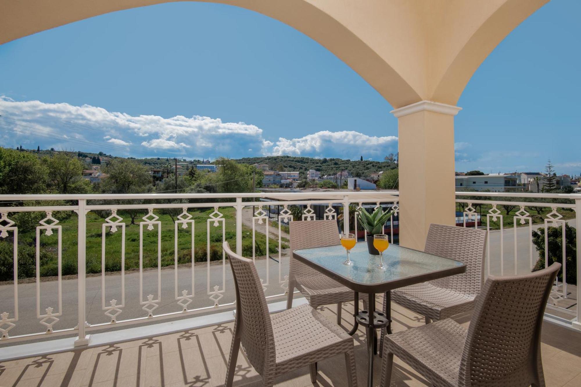 Katsaros Luxury Apts II 5 Min Walk To Beach Tsilivi  Exteriör bild